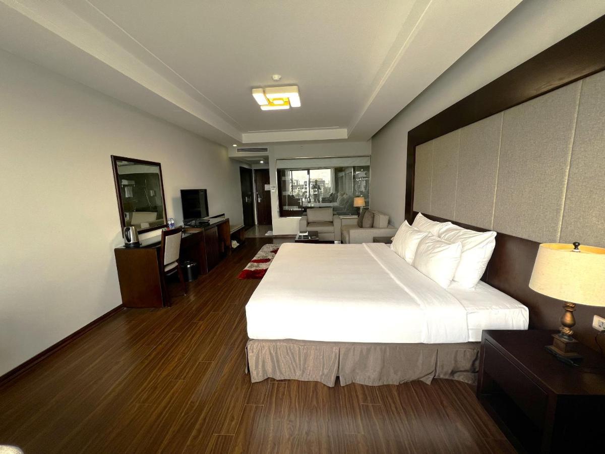 Moon Halo Hotel Hạ Long Exterior foto